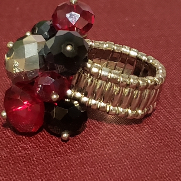 Three fashion rings 6.25 and stretch - Picture 4 of 10